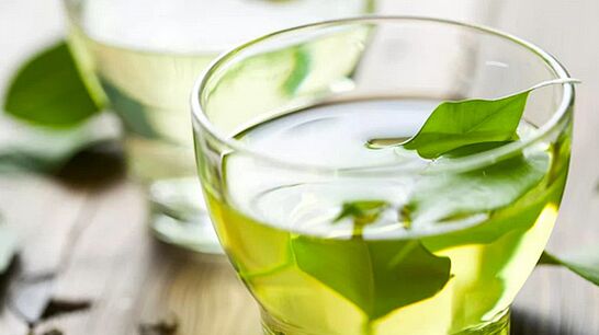 תה ירוק הוא משקה בריא במיוחד הנצרך בתזונה היפנית. 